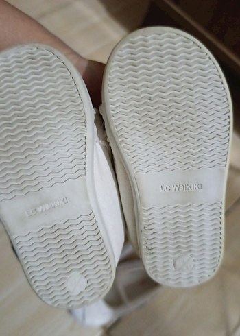 Kız Çocuk Beyaz Cırt Cırtlı Spor Ayakkabı - Görsel 4