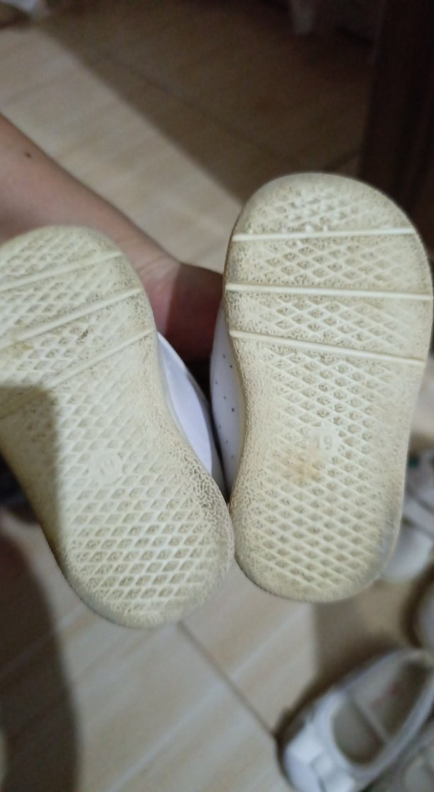 Kız Çocuk Beyaz Cırt Cırtlı Spor Ayakkabı - Görsel 2