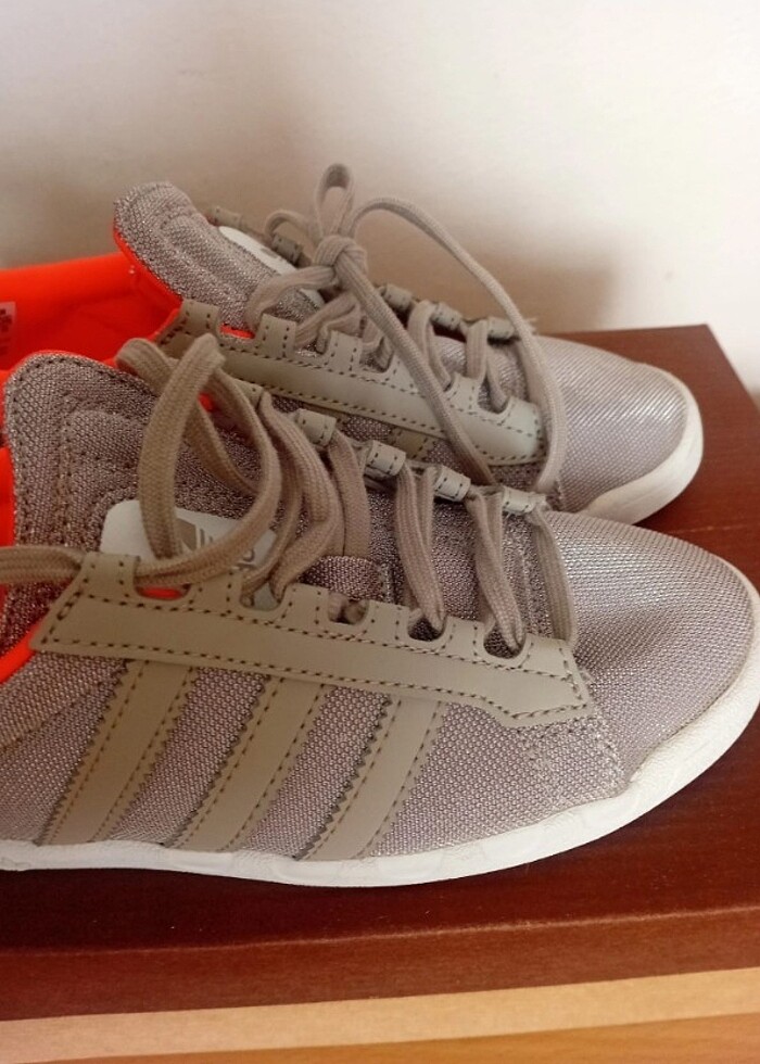 Adidas ayakkabı - Görsel 2