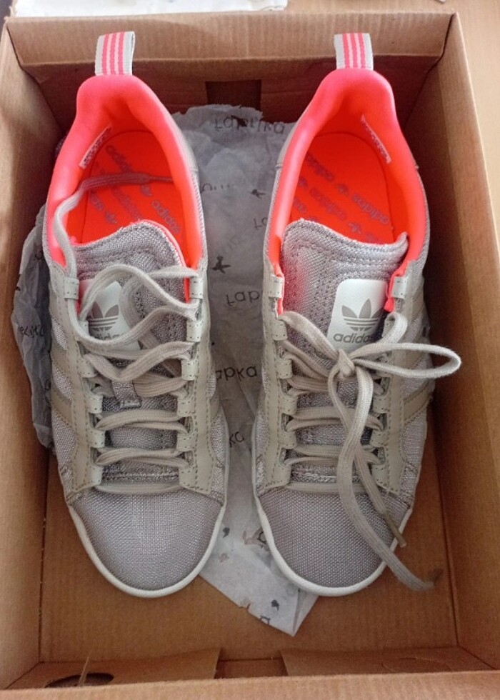 Adidas ayakkabı - Görsel 3