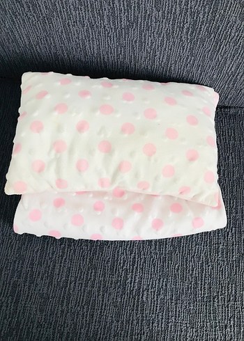 Pembe Puantiyeli Yumuşak Çocuk Uyku Seti - Görsel 3