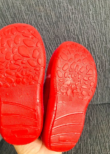 GEZER 24 Kız Çocuk Kırmızı Nakışlı Sıcak Ev Ayakkabısı - Görsel 4