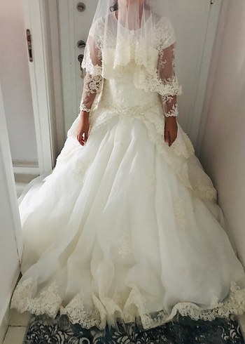 Vintage Dantel Detaylı Uzun Kollu Straplez Gelinlik - Görsel 2