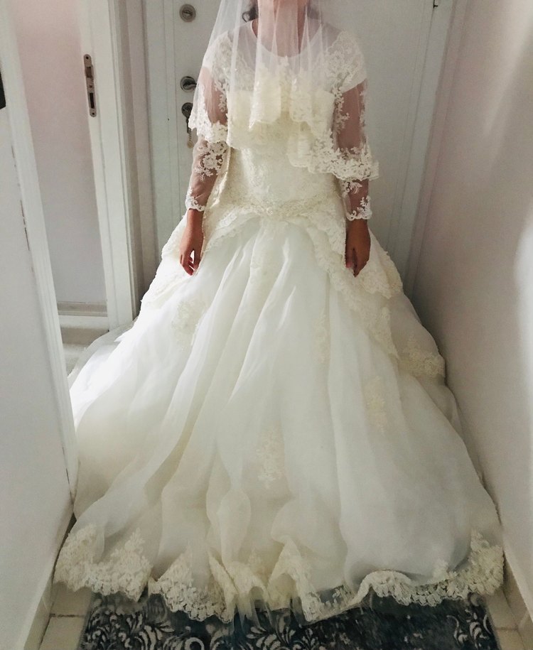 Vintage Dantel Detaylı Uzun Kollu Straplez Gelinlik - Görsel 2