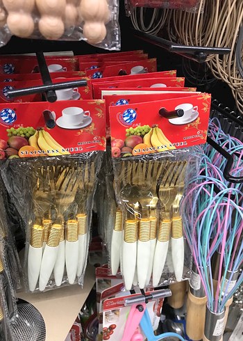 Altın Renkli Siyah Saplı Çatal Kaşık Seti - Görsel 3