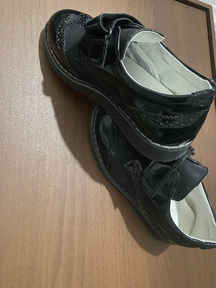 Siyah Tokalı Cırtcırtlı Erkek Ayakkabı - Görsel 3