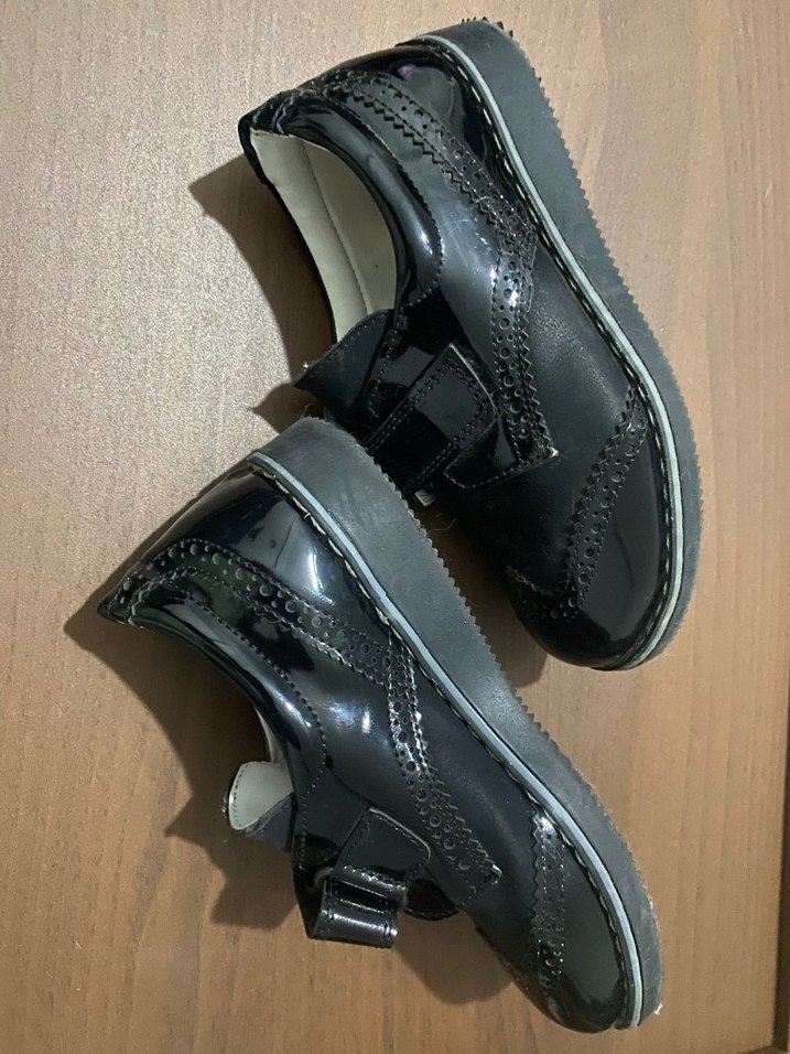 Siyah Tokalı Cırtcırtlı Erkek Ayakkabı - Görsel 4