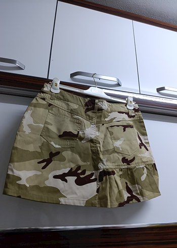 Kadın Kamuflaj Desenli Kemerli Mini Etek - Görsel 3