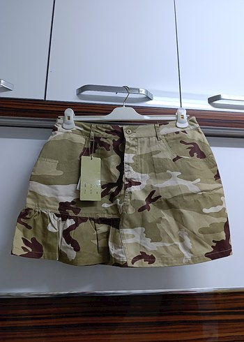 Kadın Kamuflaj Desenli Kemerli Mini Etek - Görsel 2