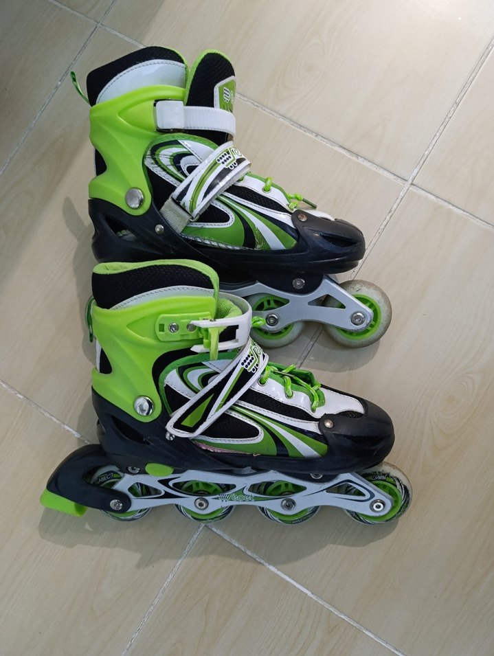 Yeşil Yılan Desenli Erkek Pateni - Görsel 2