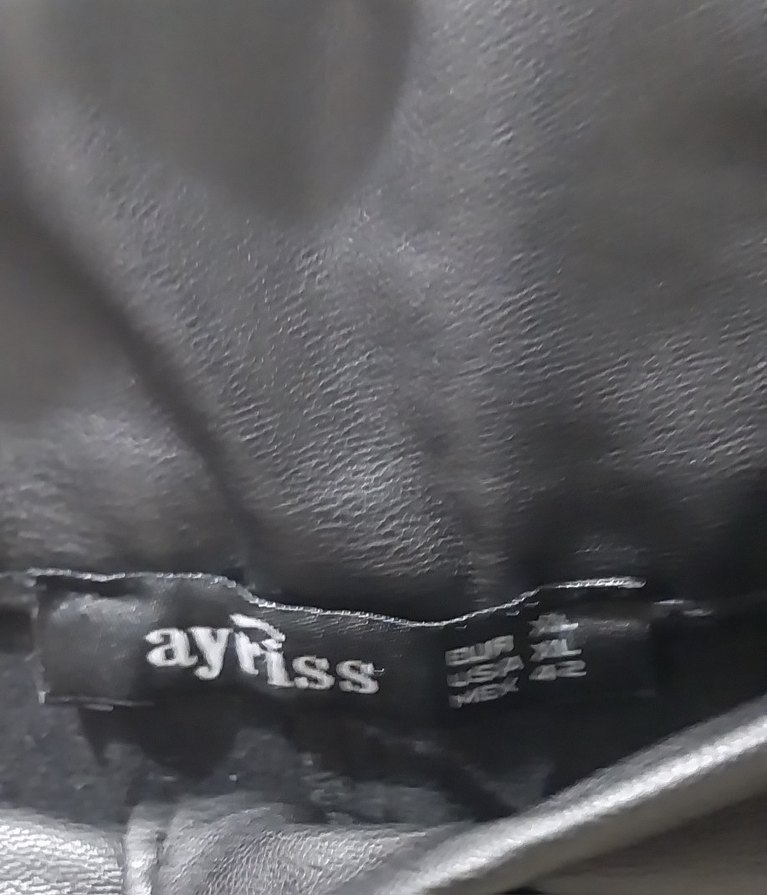 Siyah Deri  Mini Şort - Görsel 5