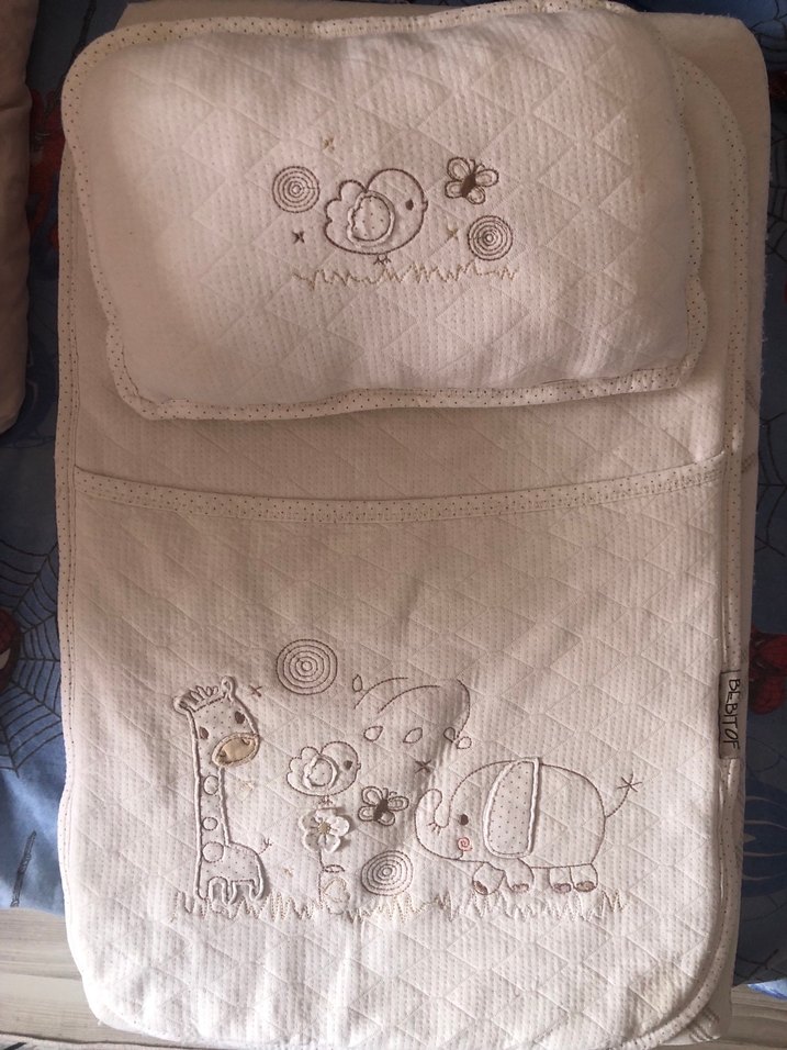 Beyaz Nakışlı Pamuk Bebek Battaniyesi - Görsel 3