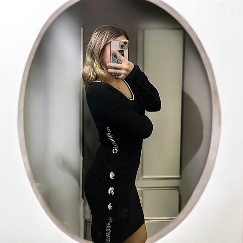 Off-White Triko elbise