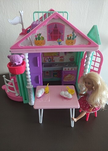 Chelsea evi barbie