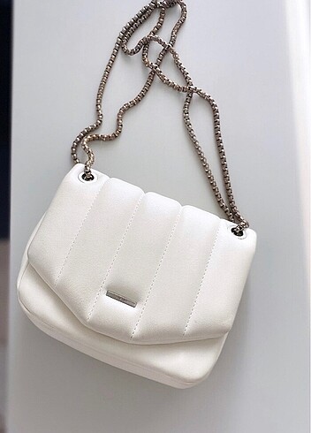 Bershka Beyaz Çanta - Görsel 4