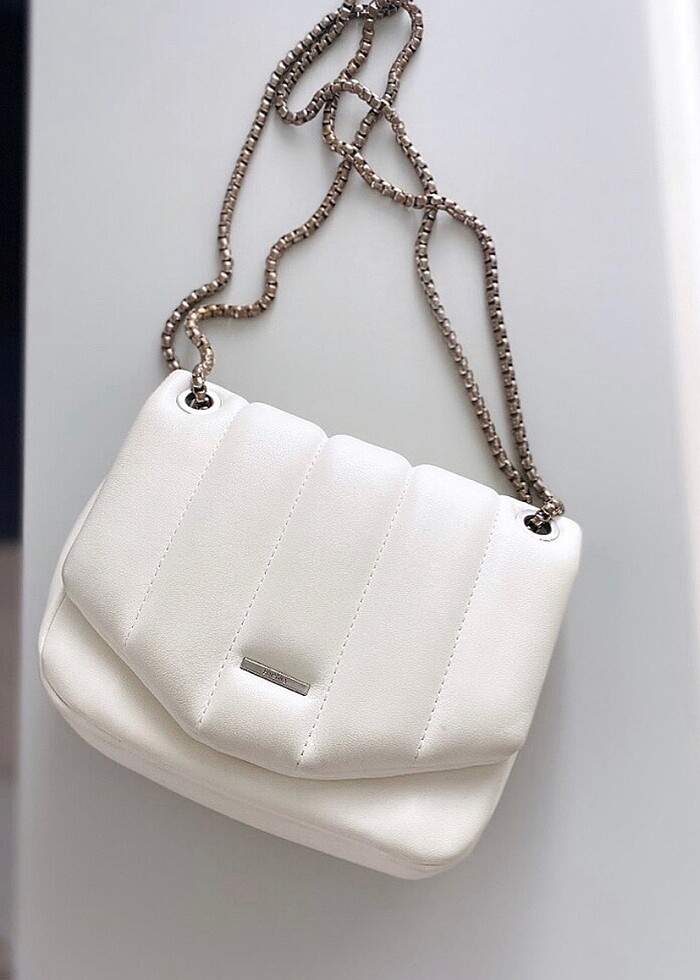 Bershka Beyaz Çanta - Görsel 4