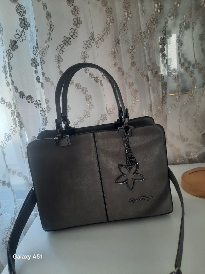 Gri Deri Zincir Detaylı Kadın Çanta - Görsel 3