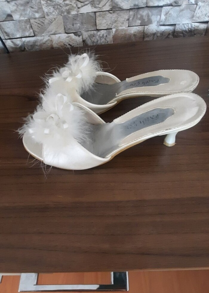 Tüylü terlik - Görsel 2