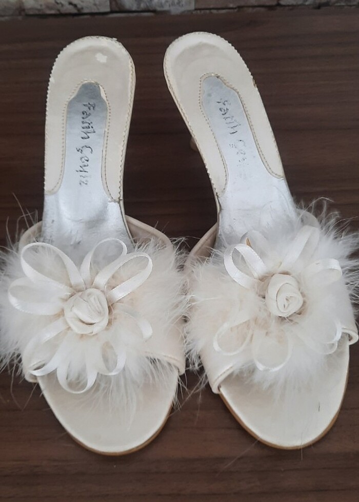 Tüylü terlik - Görsel 3