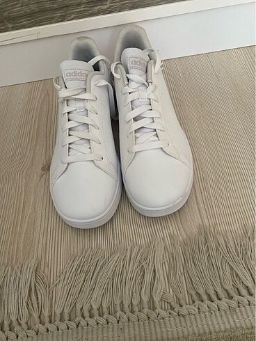 Adidas Sıfır giyilmemiş Adidas ayakkabı