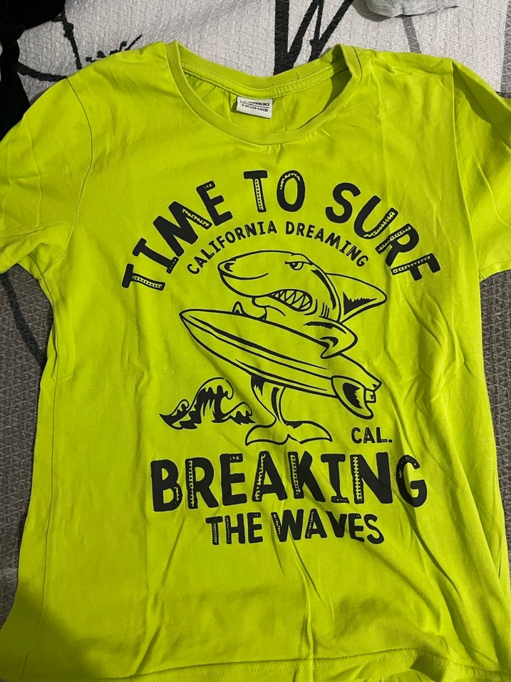 3 tşört bir - Görsel 2