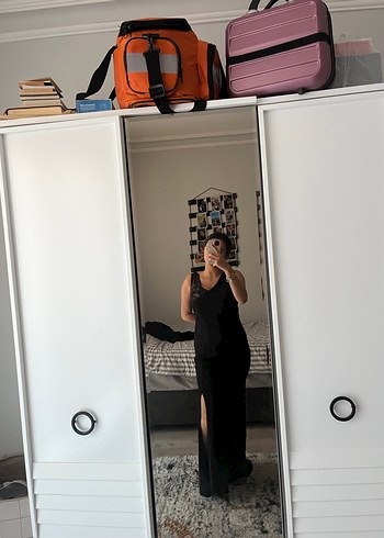 Siyah V Yaka Midi Kadın Elbise - Görsel 3