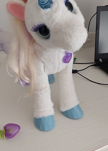Hasbro starlily sihirli arkadaşım