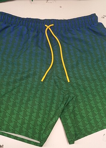 Lacoste deniz şortu 