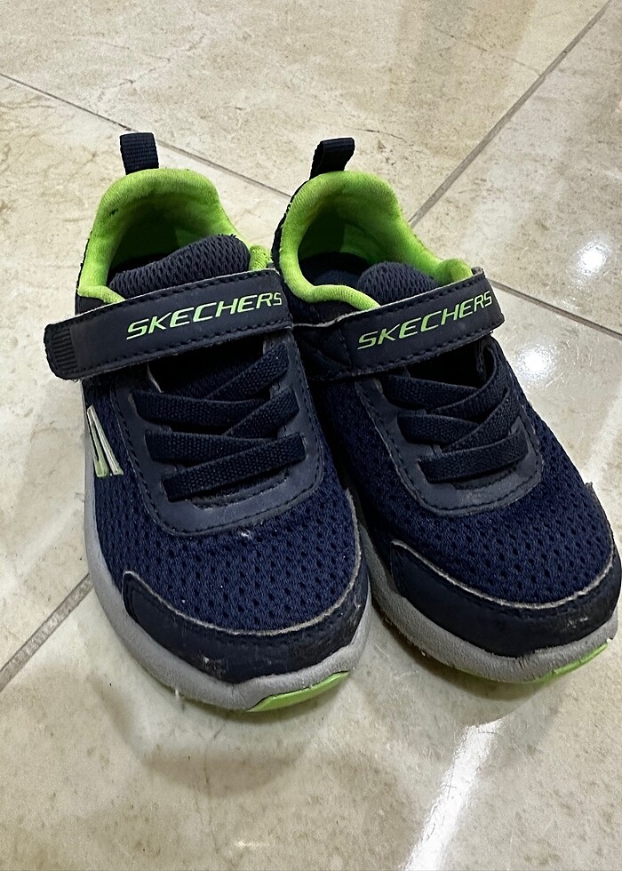 Skechers spor ayakkabı (22 numara) - Görsel 2
