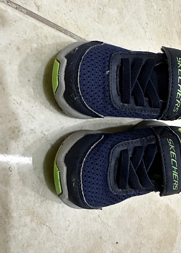 Skechers spor ayakkabı (22 numara) - Görsel 4