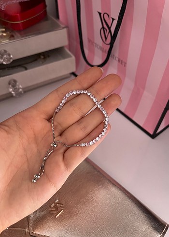 Pandora Model Pembe Minimalist Bileklik