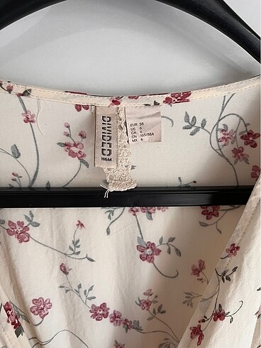 m Beden ten rengi Renk H&M dantelli çiçekli lolita tulum elbise