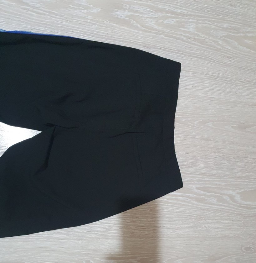 Mavi Şeritli Kadın Kısa Kumaş Pantolon - Görsel 4