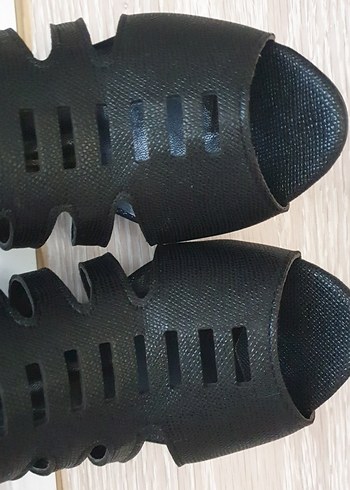 Kemerli Siyah dokulu kalın Topuklu Ayakkabı - Görsel 8