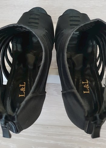 Kemerli Siyah dokulu kalın Topuklu Ayakkabı - Görsel 7