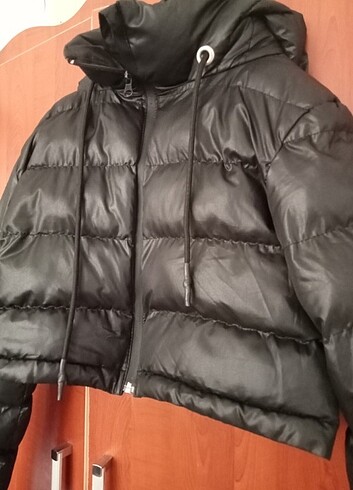 Bershka Kısa şişme mont