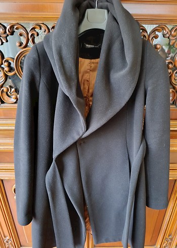 Siyah Kadın Kaban - Görsel 2