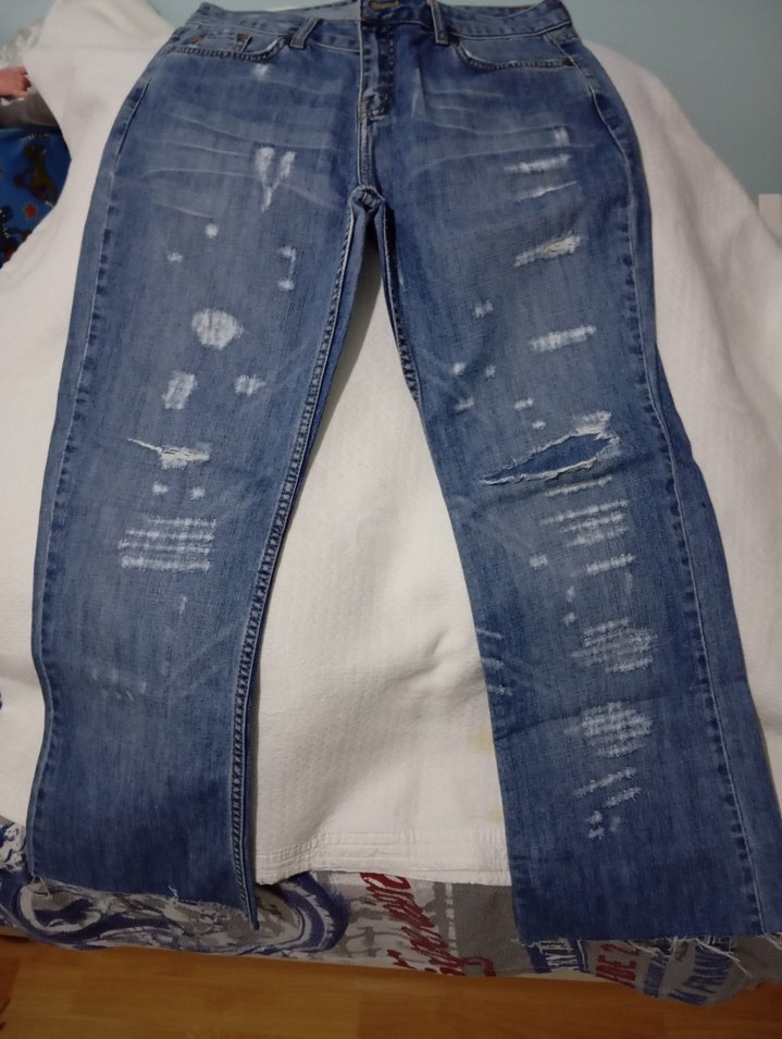 bayan yırtık kot - Görsel 3