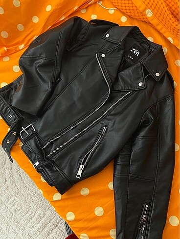 xs Beden siyah Renk zara oversize deri ceket