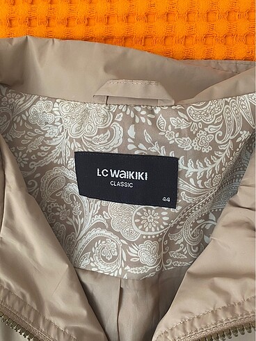 LC Waikiki trençkot