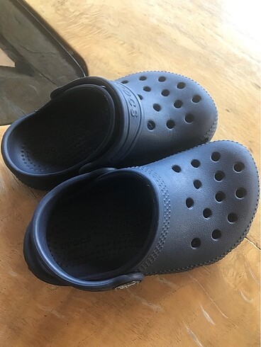 Crocs Crocs terlik yeni gibidir