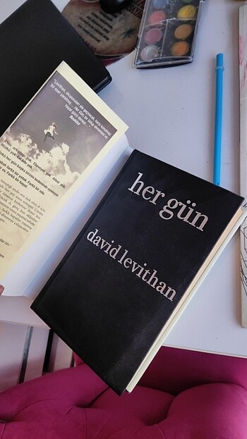  Beden Her gün (ciltli)