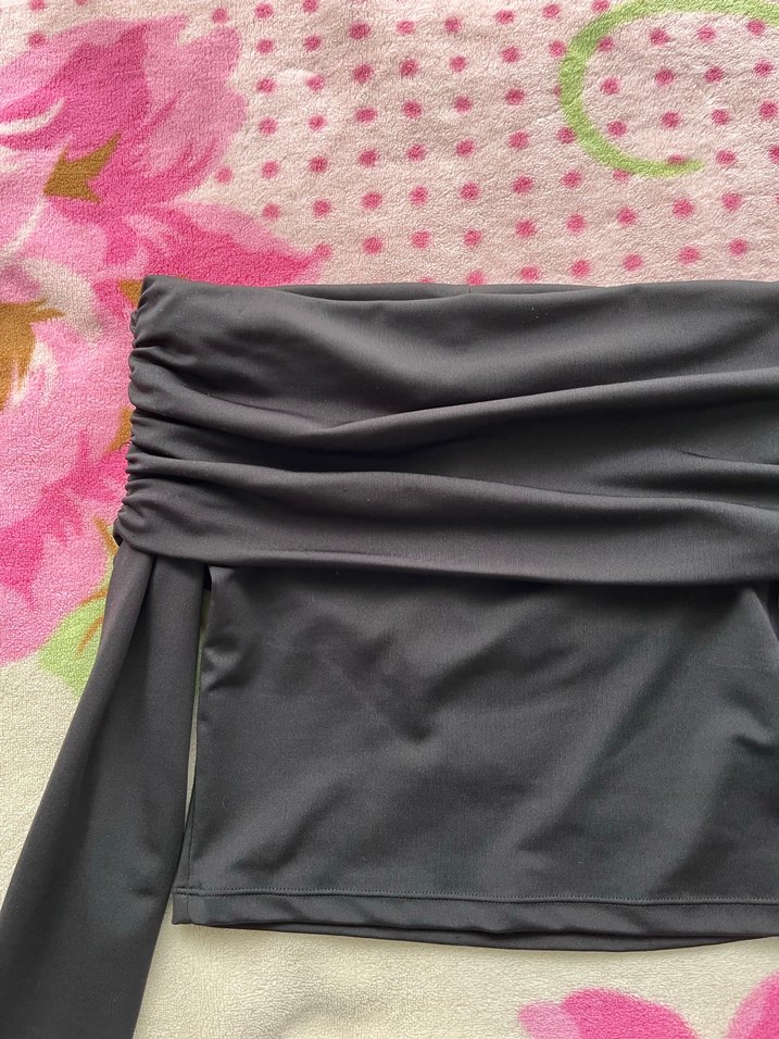 Kayık yaka bluz - Görsel 3