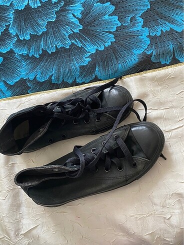 Orijinal converse