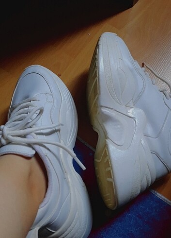 37 Beden beyaz Renk Beyaz ayakkabı 