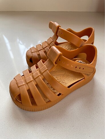 20 Beden turuncu Renk Kidly by Mori Jelly Sandals UK4 numara (19-20)