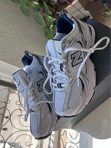 New balance 530