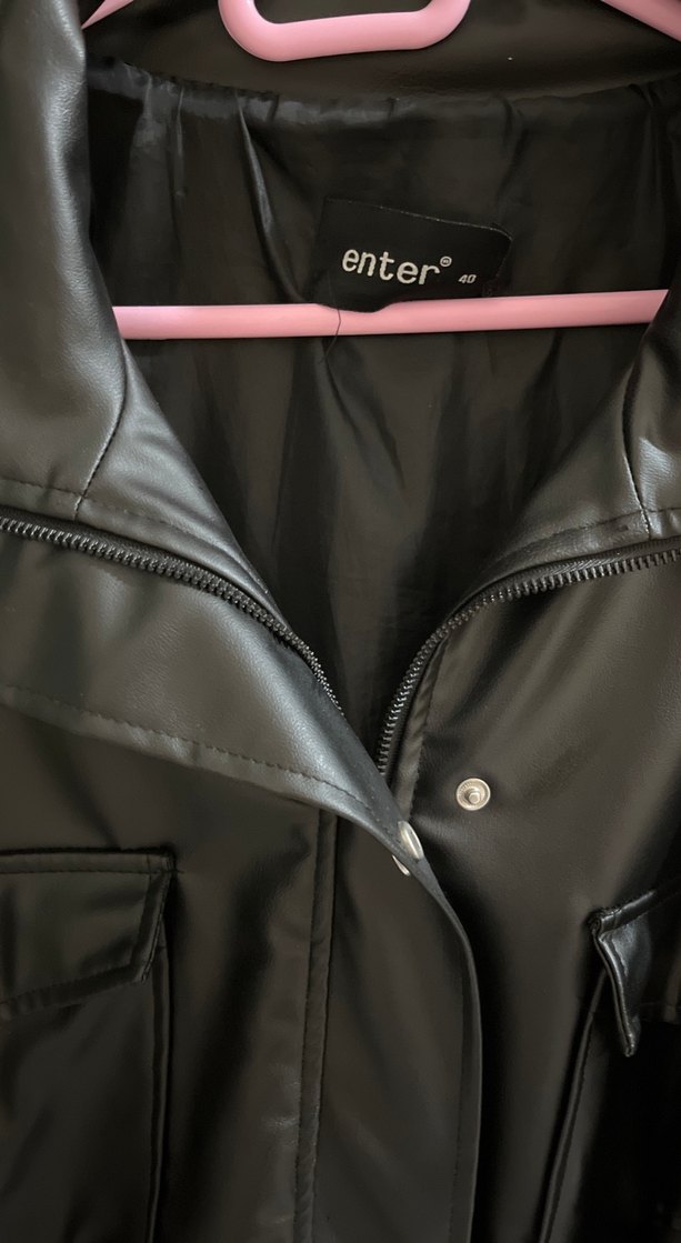 Siyah Deri Düğmeli Salaş Ceket - Görsel 2