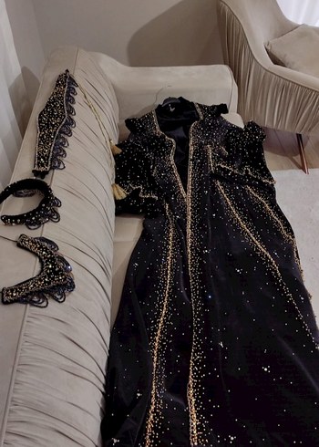 Boncuk İşlemeli Siyah Uzun Kollu tesettür Bindallı - Görsel 5