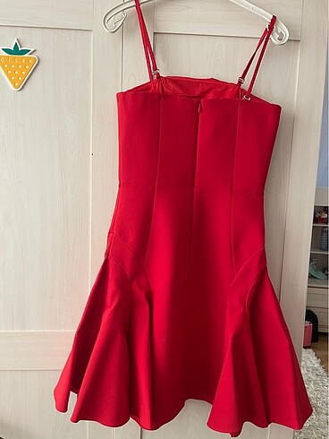 Kısa elbise - Görsel 2